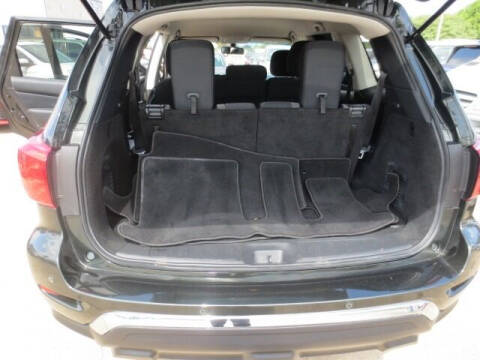 2020 Nissan Pathfinder SV