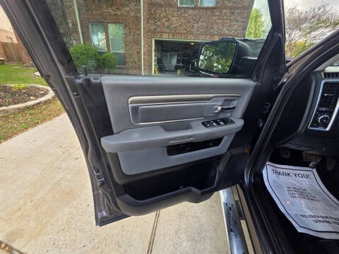 2015 RAM 1500 SLT