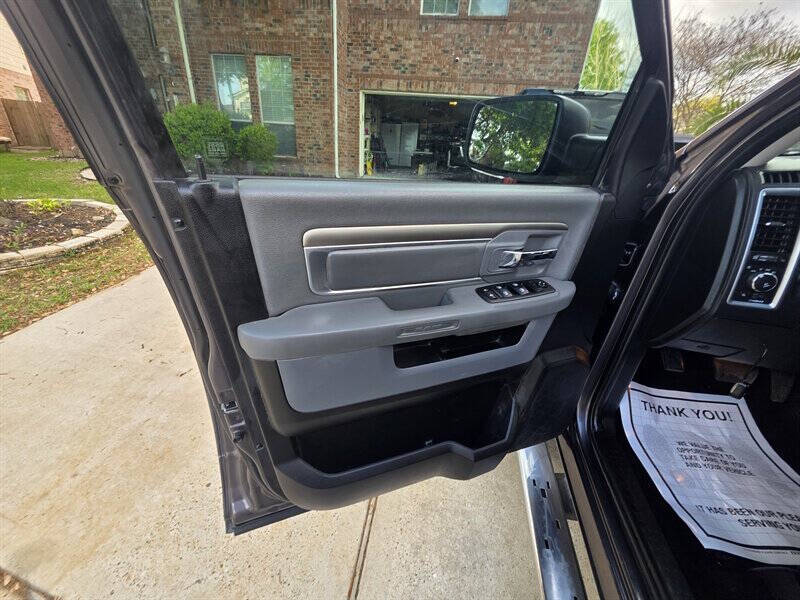 2015 RAM 1500 SLT