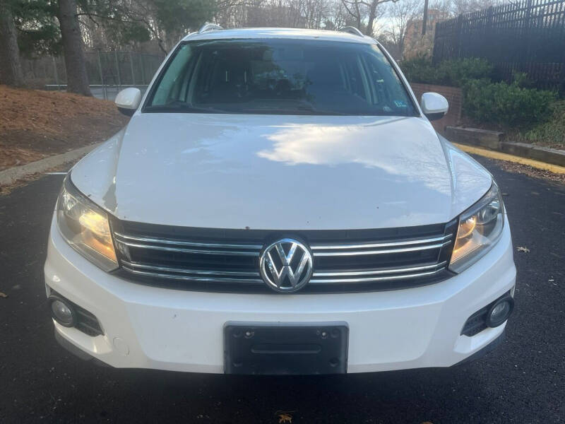 2012 Volkswagen Tiguan for sale at Euro Automotive LLC in Falls Church VA