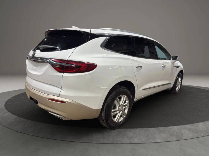 2020 Buick Enclave Essence