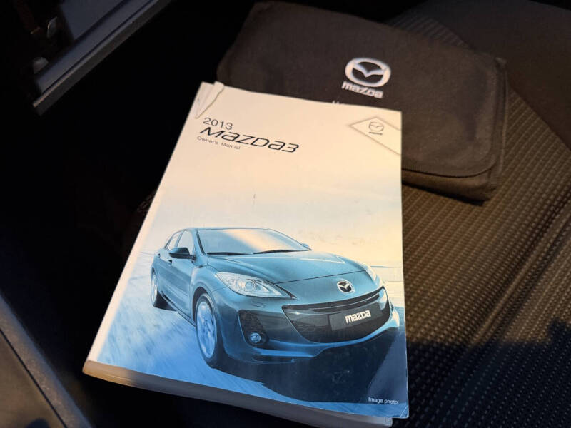 2013 Mazda MAZDA3 i Touring