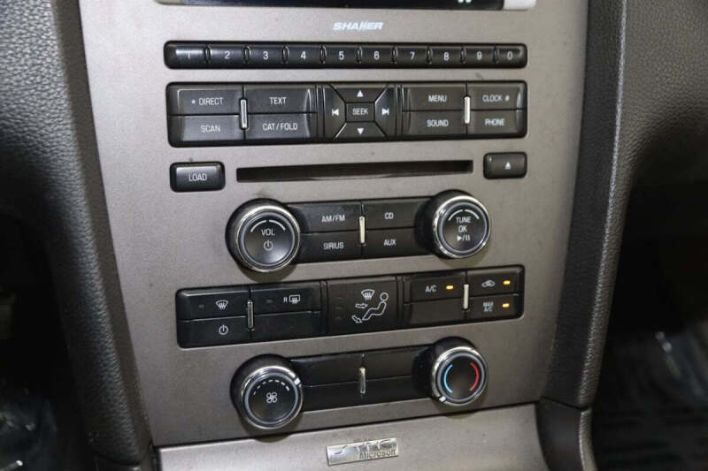 2011 Ford Mustang V6 Premium