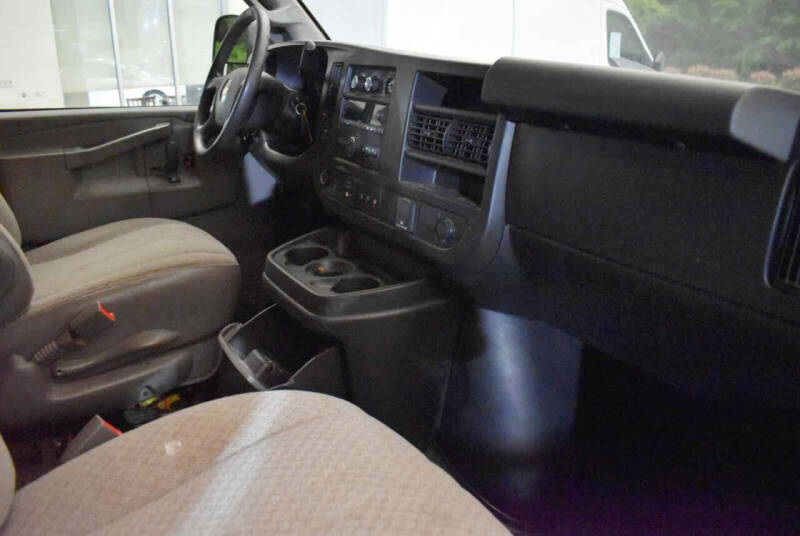 2020 Chevrolet Express 2500