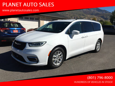 2022 Chrysler Pacifica for sale at PLANET AUTO SALES in Lindon UT