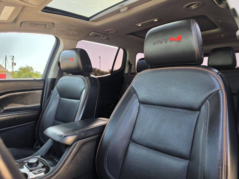 2021 GMC Acadia AT4