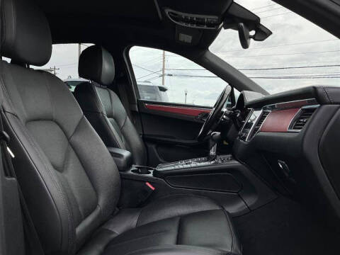 2018 Porsche Macan S