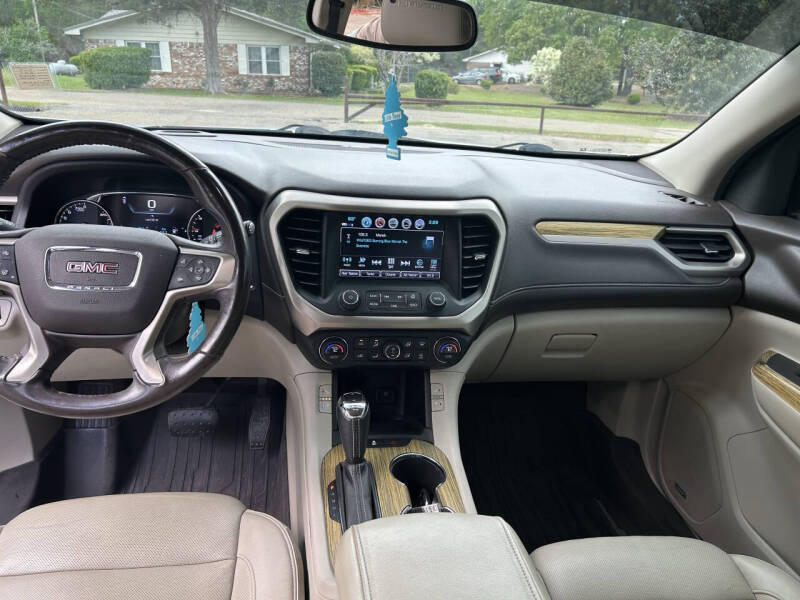 2019 GMC Acadia Denali