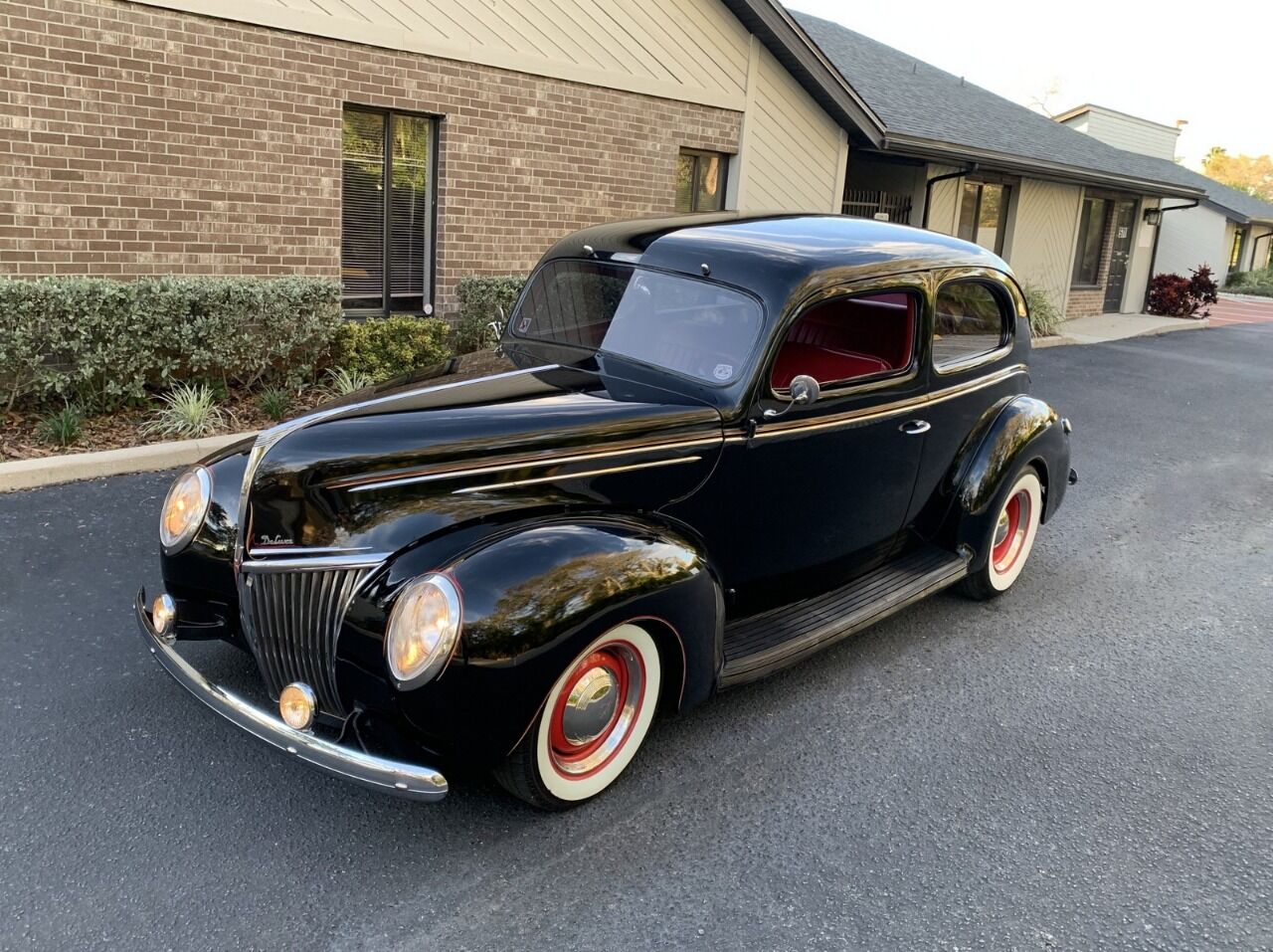 1939 Ford Deluxe 39