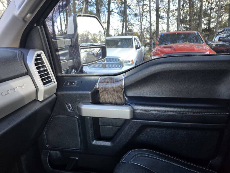 2017 Ford F-250 Super Duty Lariat
