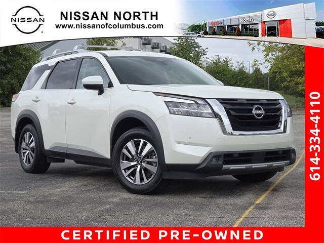 2022 Nissan Pathfinder for sale at Auto Center of Columbus in Columbus OH