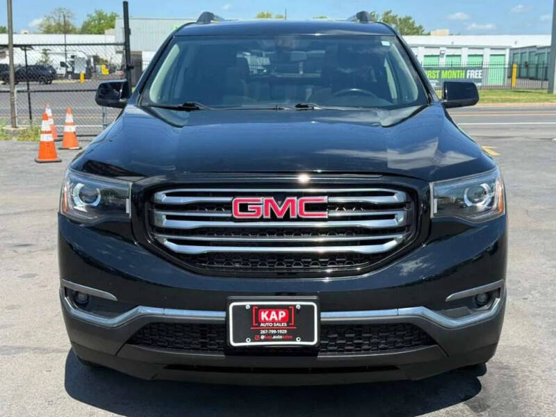 2017 GMC Acadia SLE-2