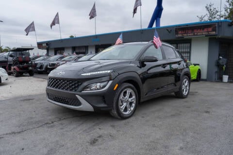 2022 Hyundai Kona for sale at CABRERA AUTO SALES in Hialeah Gardens FL