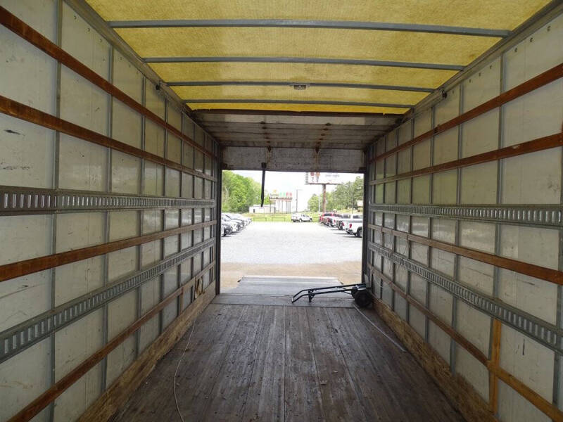 2014 Freightliner M2 106