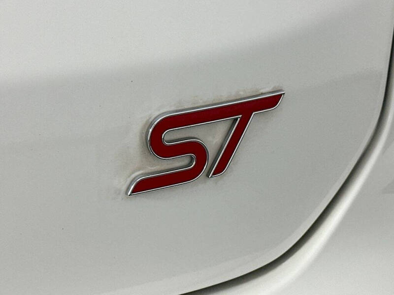 2022 Ford Edge ST