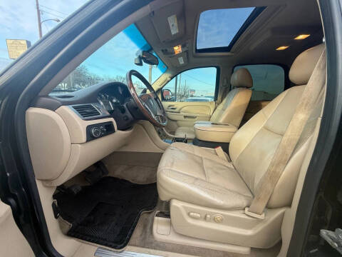 2011 Cadillac Escalade Premium