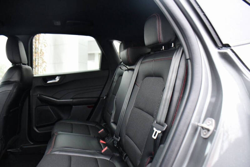 2026 Ford Escape ST-Line Select