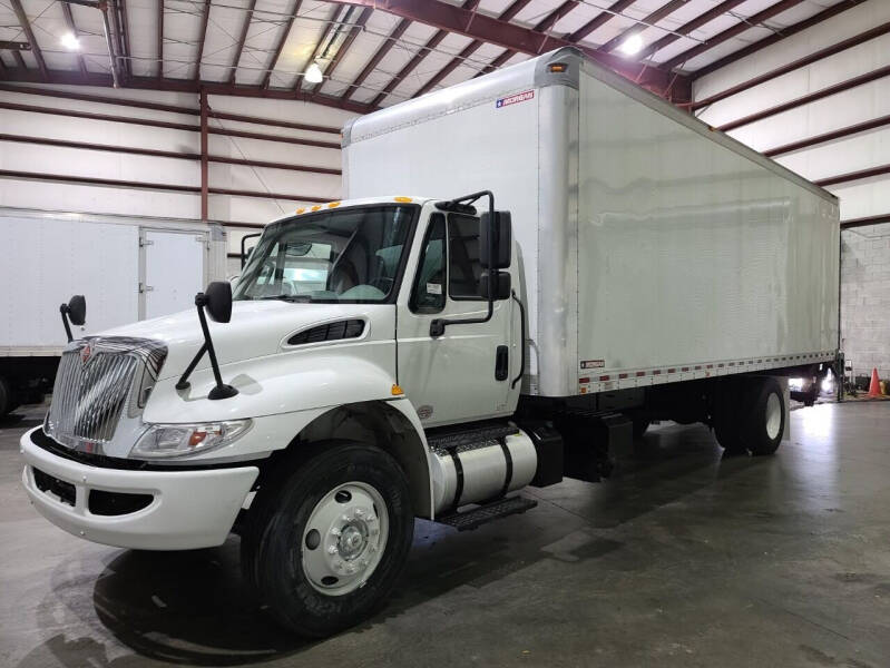 2018 International DuraStar 4300