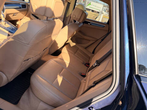 2016 Porsche Macan S