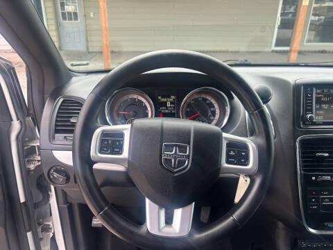 2016 Dodge Grand Caravan R/T