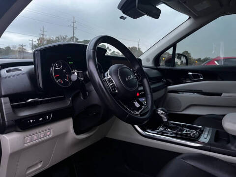 2022 Kia Carnival EX