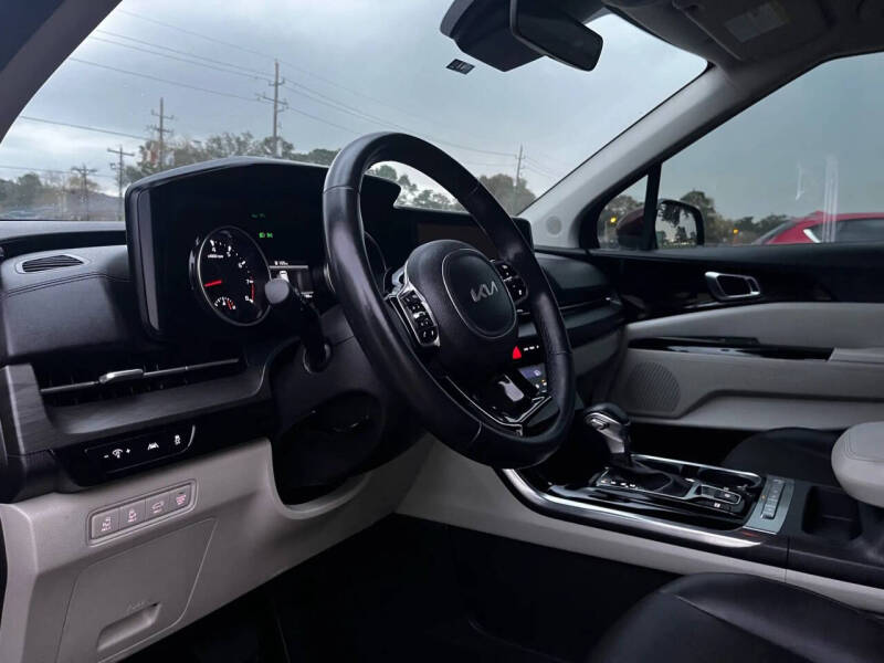 2022 Kia Carnival EX