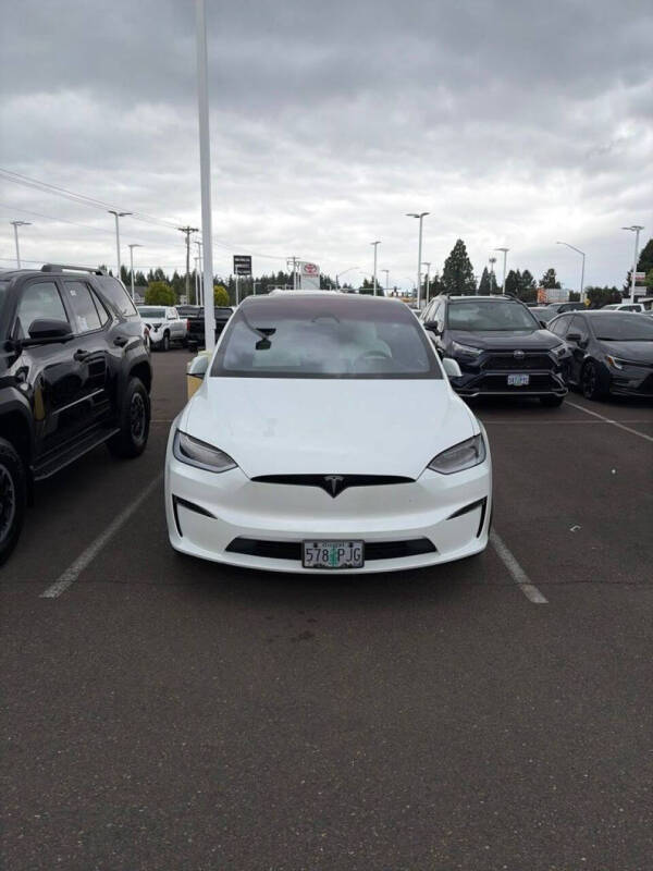 2023 Tesla Model X Standard Range