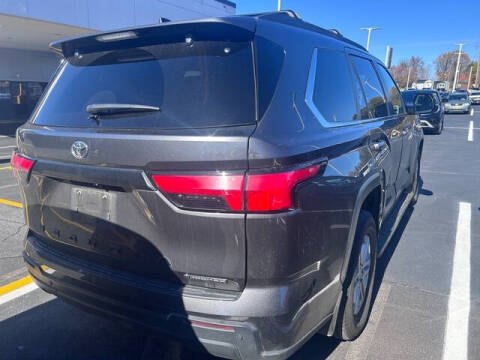 2025 Toyota Sequoia SR5