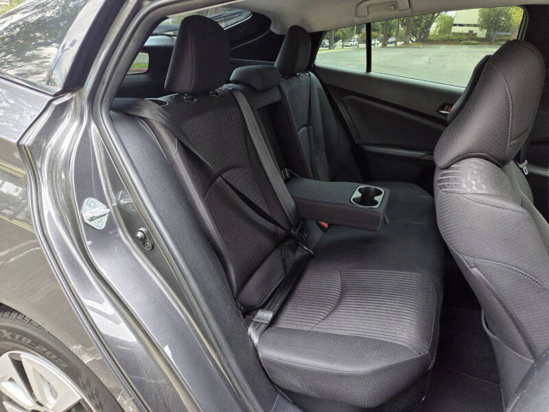 2017 Toyota Prius Three