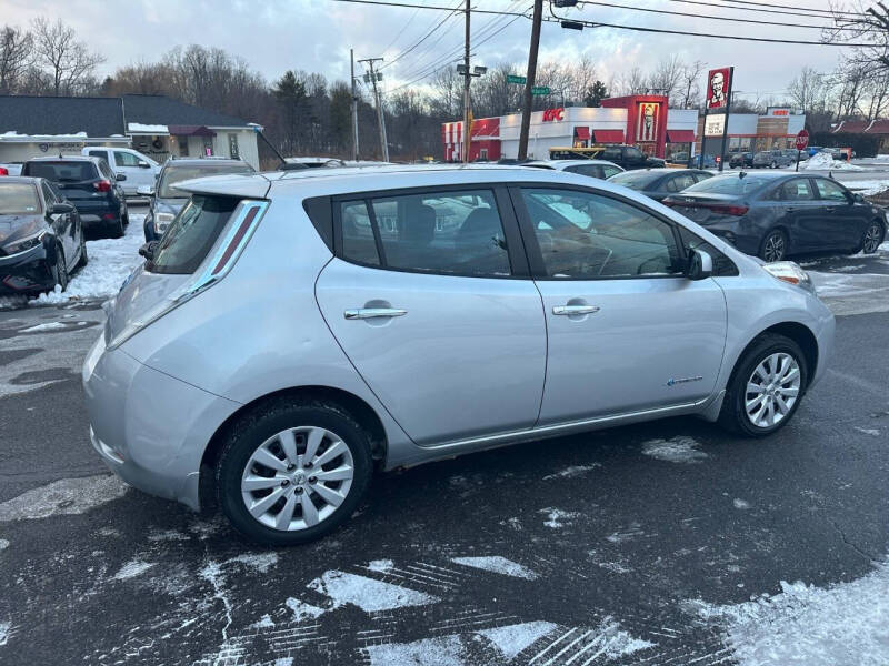 2013 Nissan LEAF SV