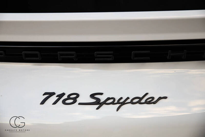 2022 Porsche 718 Boxster Spyder