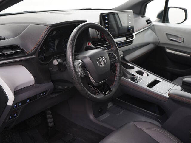 2023 Toyota Sienna