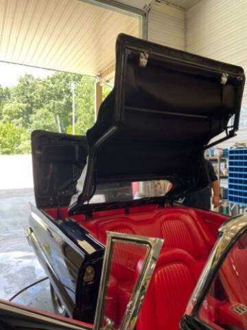 1958 Ford Thunderbird