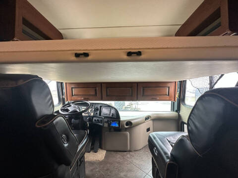 2015 Fleetwood RV Excursion 35B