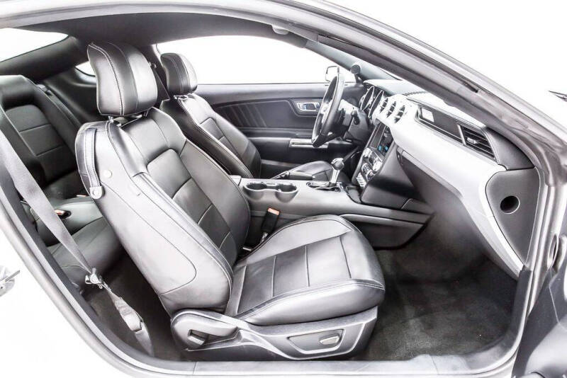 2017 Ford Mustang EcoBoost Premium