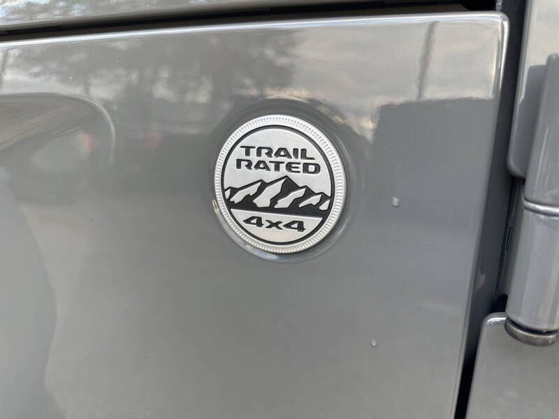 2021 Jeep Gladiator Willys Sport