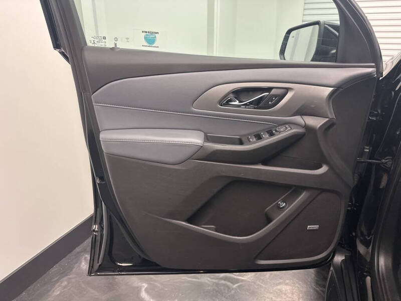 2021 Chevrolet Traverse LT Leather