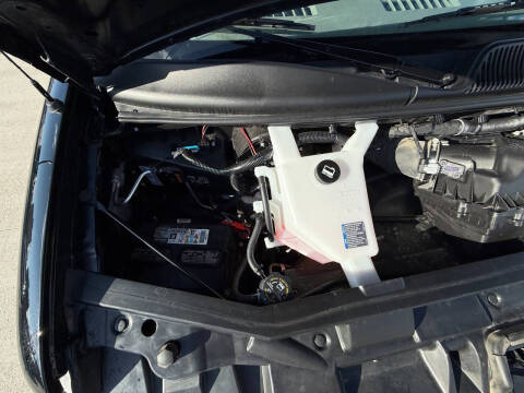 2023 Chevrolet Express LS 3500