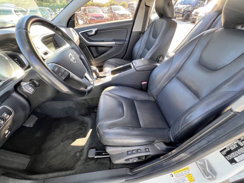 2015 Volvo S60 T5 Drive-E Premier Plus