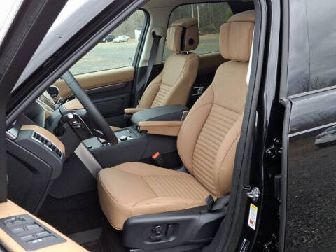 2025 Land Rover Discovery P360 Metropolitan