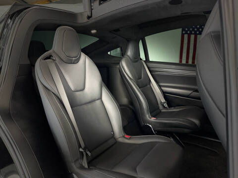 2022 Tesla Model X Plaid