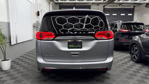 2019 Chrysler Pacifica Touring Plus