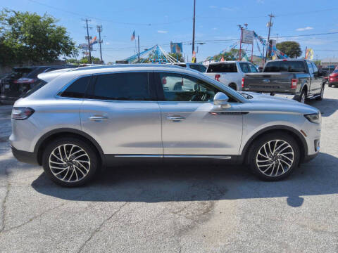 2019 Lincoln Nautilus Reserve