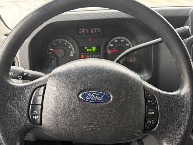 2010 Ford E-Series E-350 SD XL