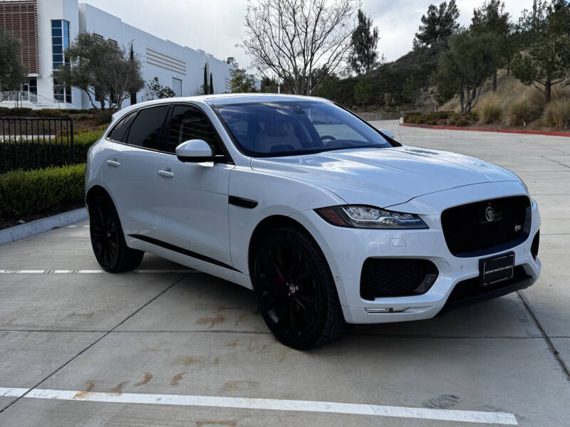 2018 Jaguar F-PACE S