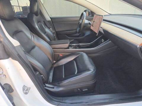 2020 Tesla Model 3 Standard Range