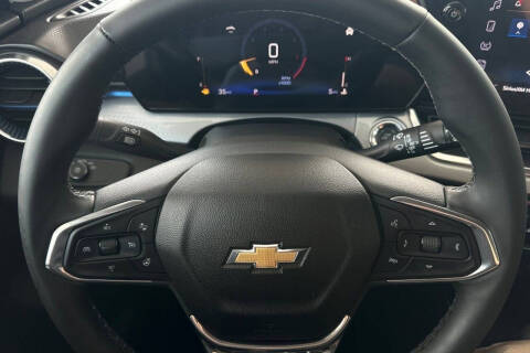 2025 Chevrolet Trax RS