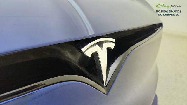2022 Tesla Model S Plaid