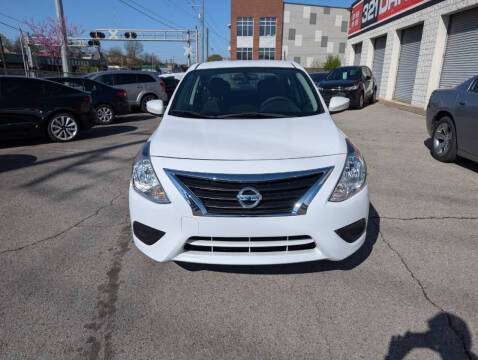 2018 Nissan Versa