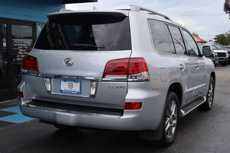 2013 Lexus LX 570